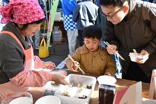 地元産の大豆を使った味噌をＰＲ「みそまる」